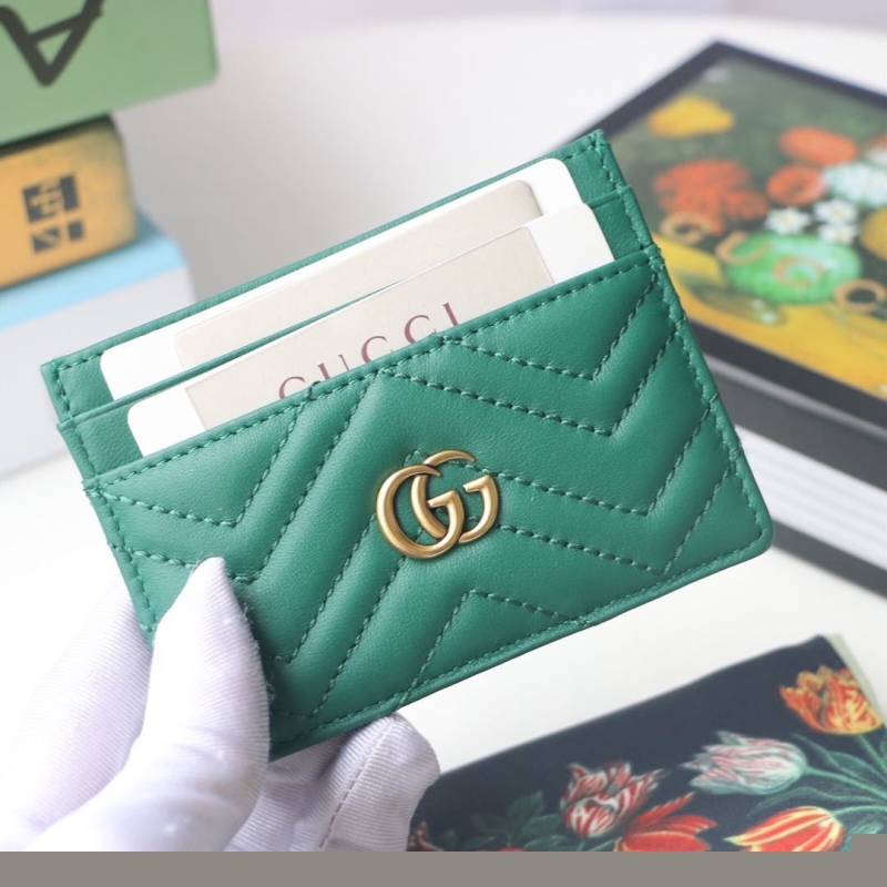 G*u*i wallets & purse